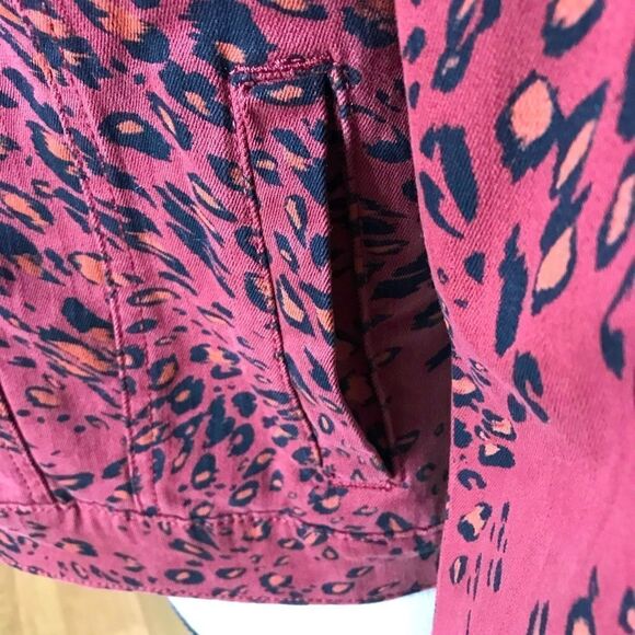 NWT Cute Ella Moss Animal Print Jean Jacket - Picture 12 of 16